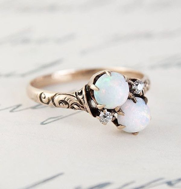 Alternatives To Wedding Rings
 20 Diamond Alternative Gemstones for Engagement Rings