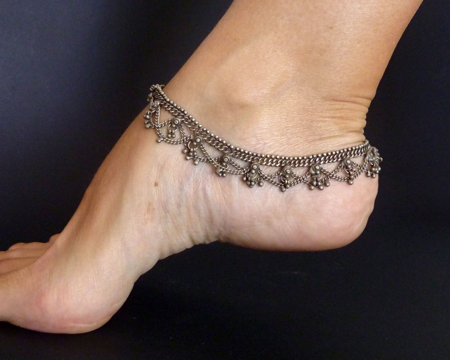 Anklet Indian
 Old Indian silver anklet from India belly dance jewellery