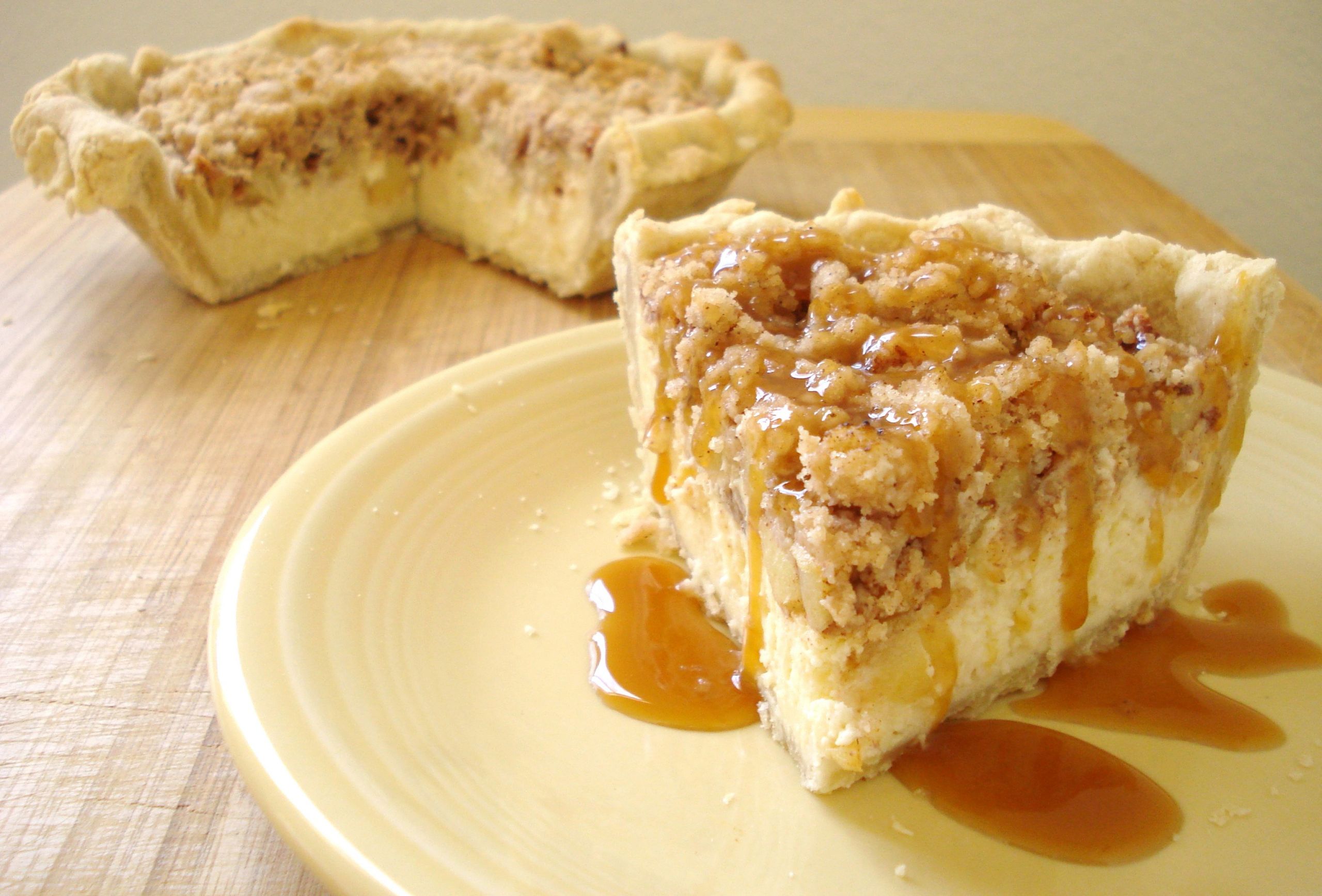 Apple Pie Cheesecake Recipe
 Apple Cheesecake Crumb Pie Dessert for Two