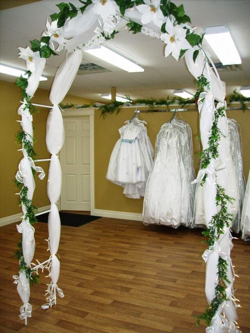 Arch Decorations For Weddings
 Cheap yet gorgeous wedding arch ideas – Bud ed Wedding