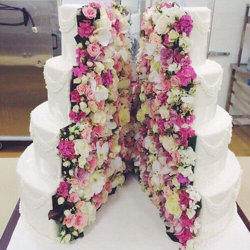 Awesome Wedding Cakes
 14 Seriously Amazing Wedding Cakes