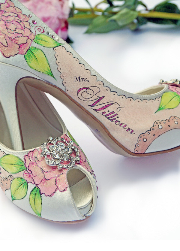 Awesome Wedding Shoes
 Amazing and unique hand painted wedding shoes from Le