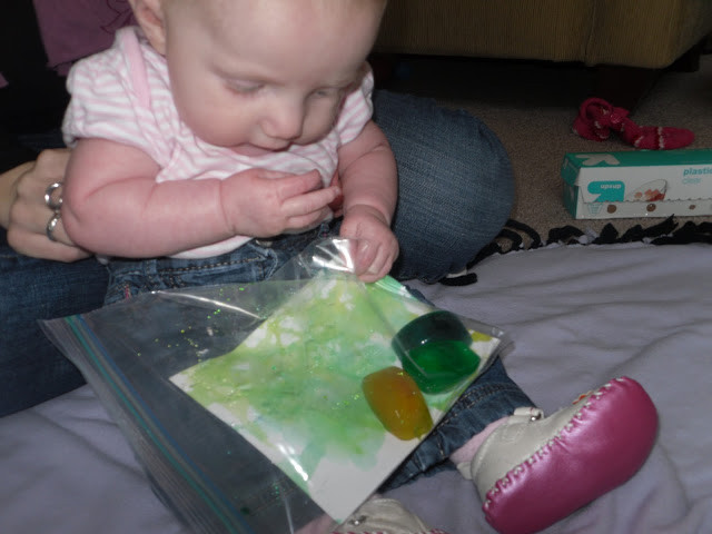 Baby Arts And Crafts
 Paint and Prozac Babies CAN do crafts