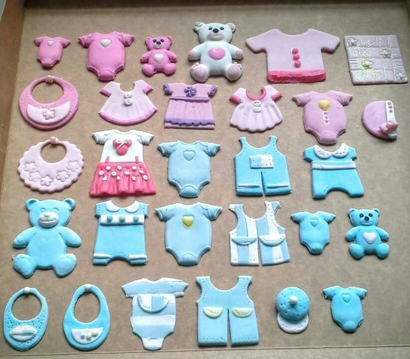 Baby Clothes Cupcakes
 Little clothes for wash line on a baby shower cake