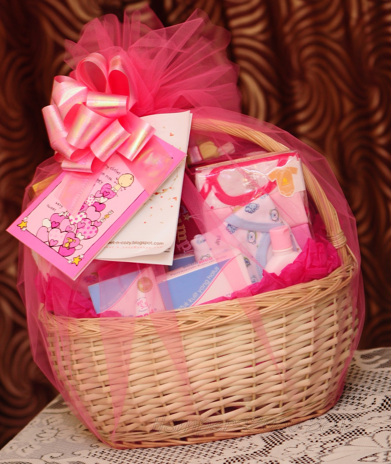 Baby Gift Ideas For Girls
 Hampers2you Baby Gift Baskets for Newborn Girl