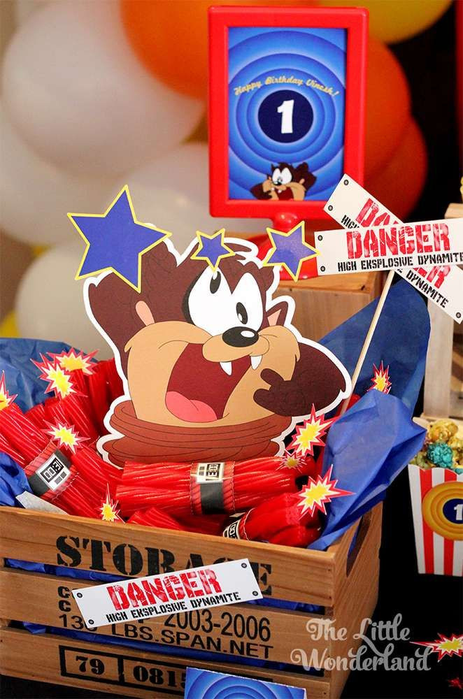 Baby Looney Tunes Party Decorations
 Pin on Boy Birthday Party Ideas & Themes