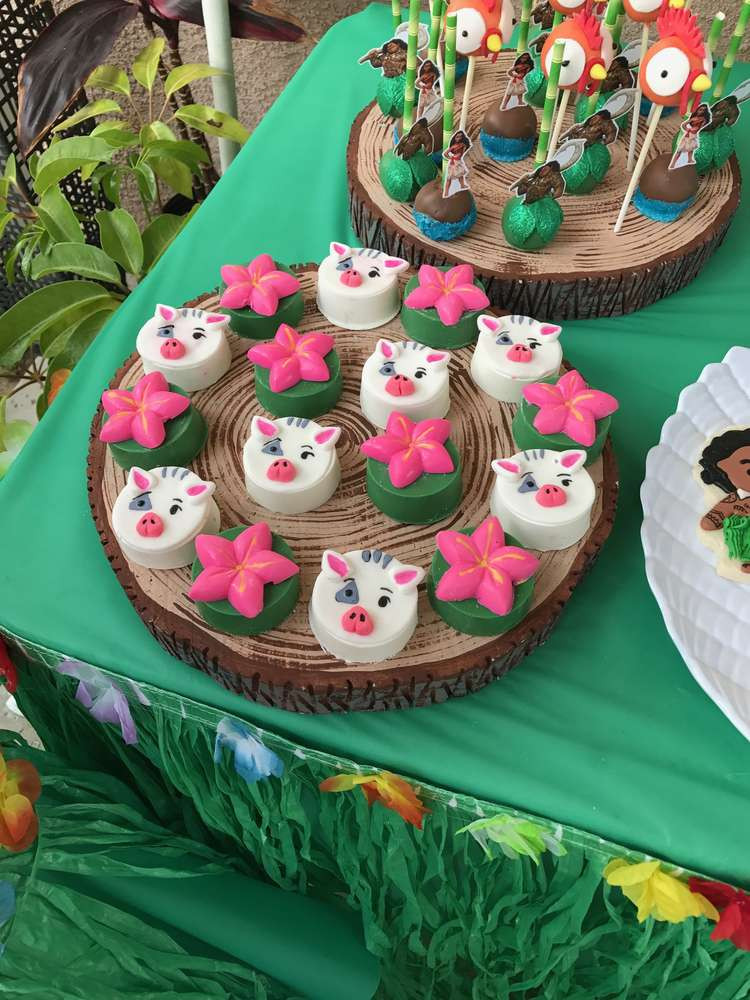 Baby Moana Birthday Party
 Moana Birthday Party Ideas 4 of 10