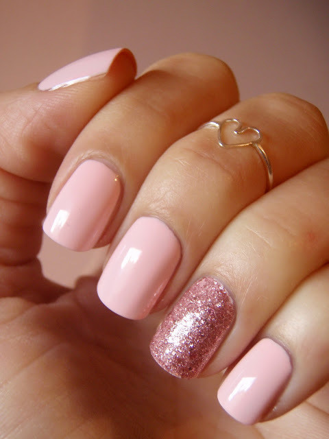 Baby Pink Nail Designs
 Baby pink with glitter accent Easy Nail Designs