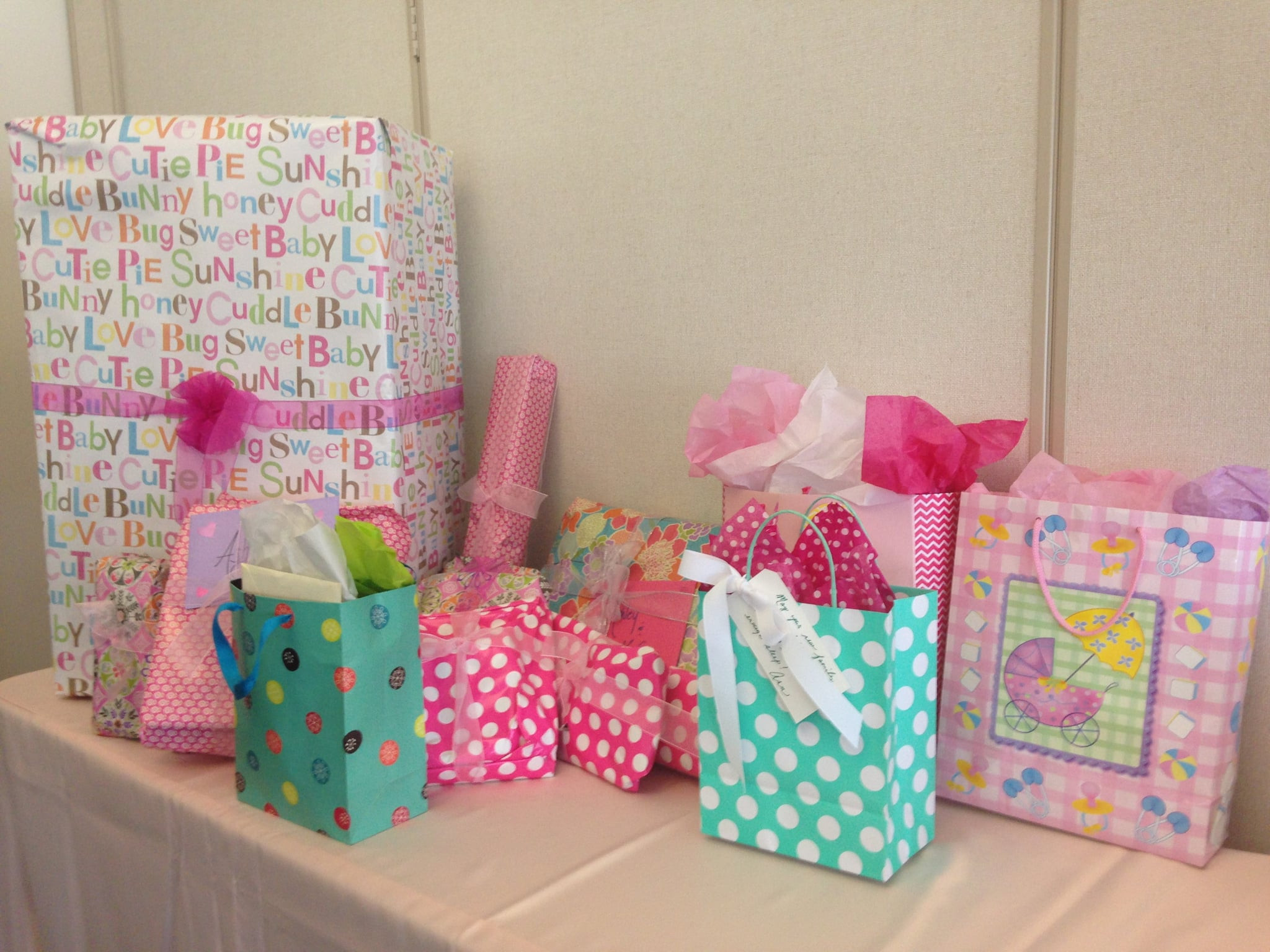 Baby Shower Gifts For Best Friend
 How Much Should You Spend on a Baby Shower Gift