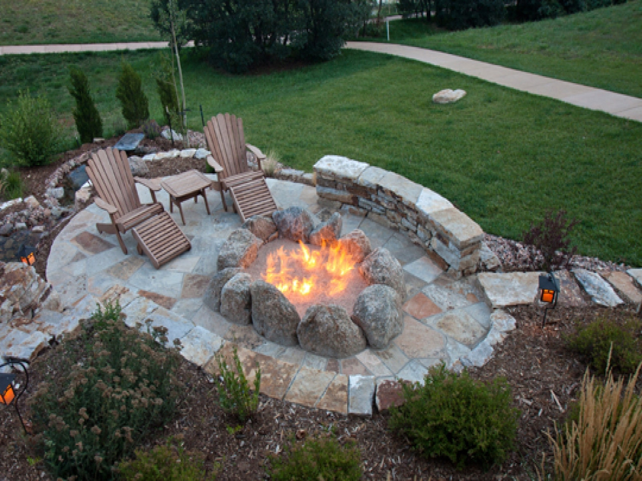 Backyard Design With Fire Pit
 33 DIY Firepit Designs For Your Backyard