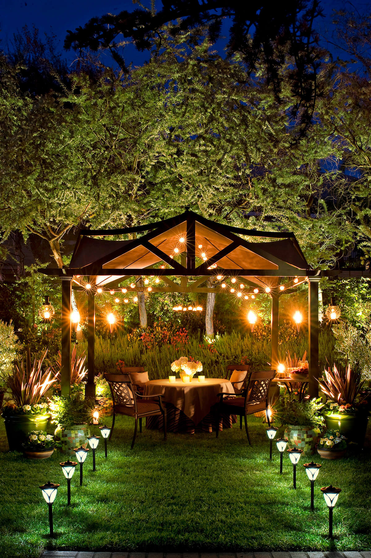 Backyard Lighting Ideas For A Party
 27 Best Backyard Lighting Ideas and Designs for 2017