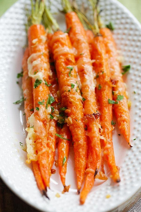 Baked Baby Carrot Recipes
 Garlic Parmesan Roasted Carrots with Carrot Top Rasa
