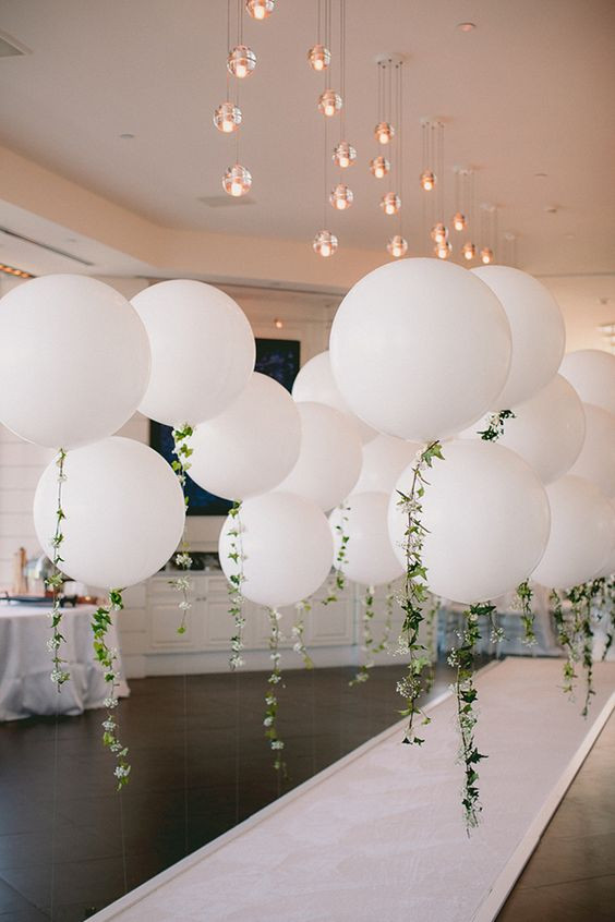 Balloon Ideas For Engagement Party
 20 Engagement Party Balloon Décor Ideas To Try Shelterness