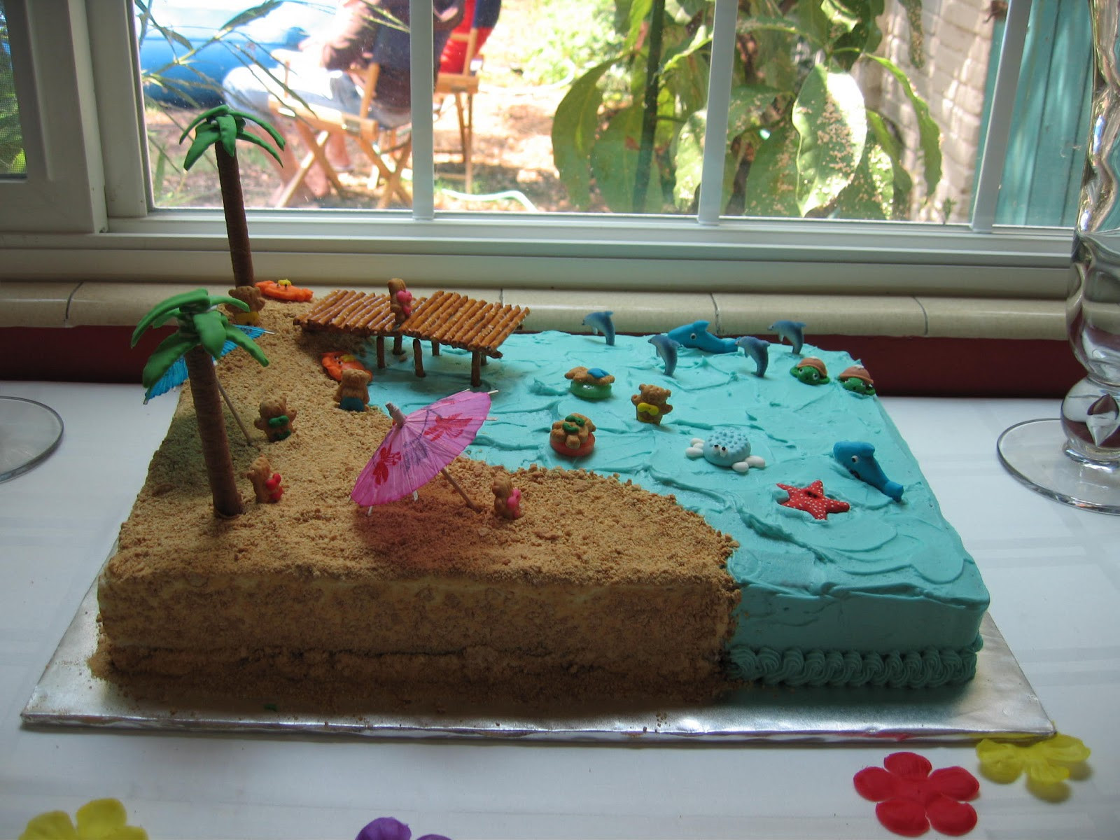 Beach Party Cake Ideas
 Cake Guru Summer is here Top 10 Summer Cakes
