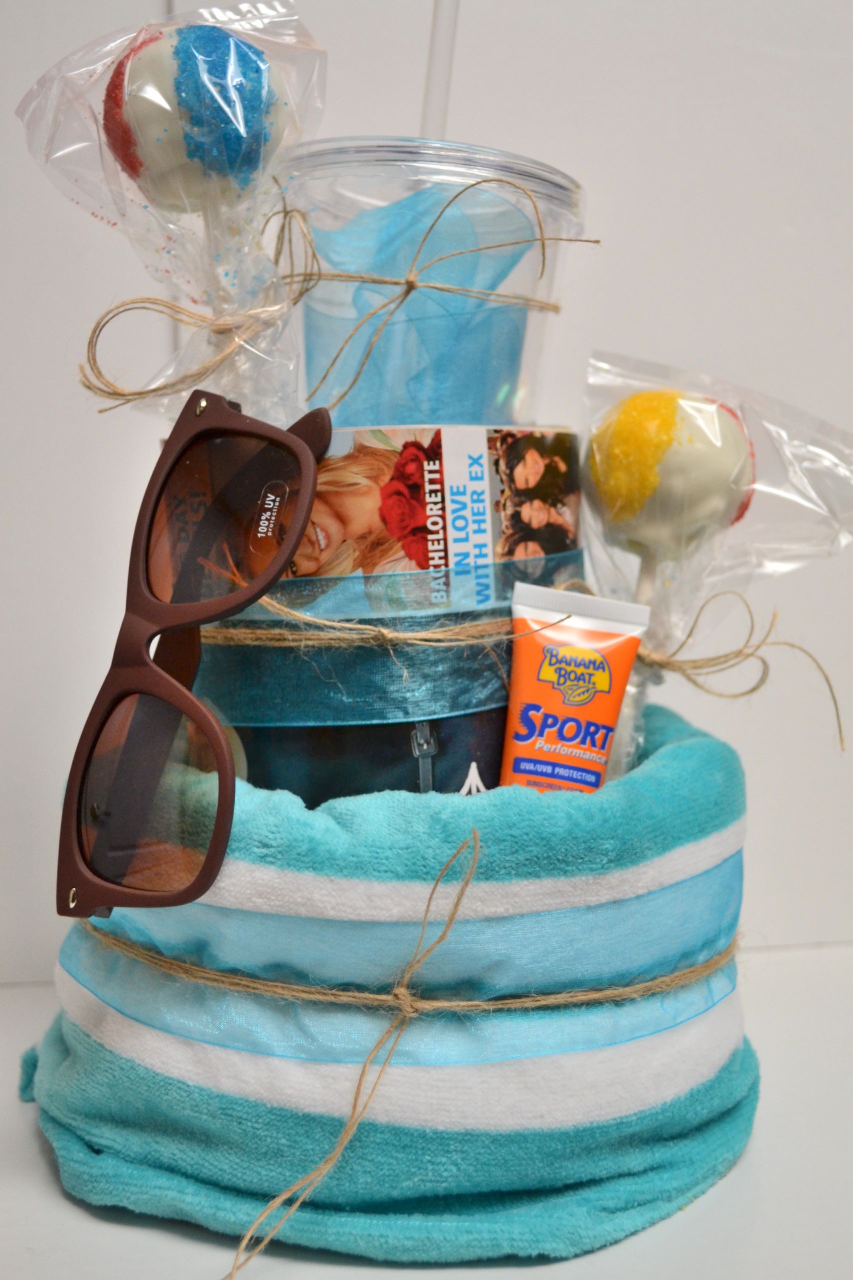 9 Awesome Beach Gift Basket Ideas For Adults for Your Next Vacation