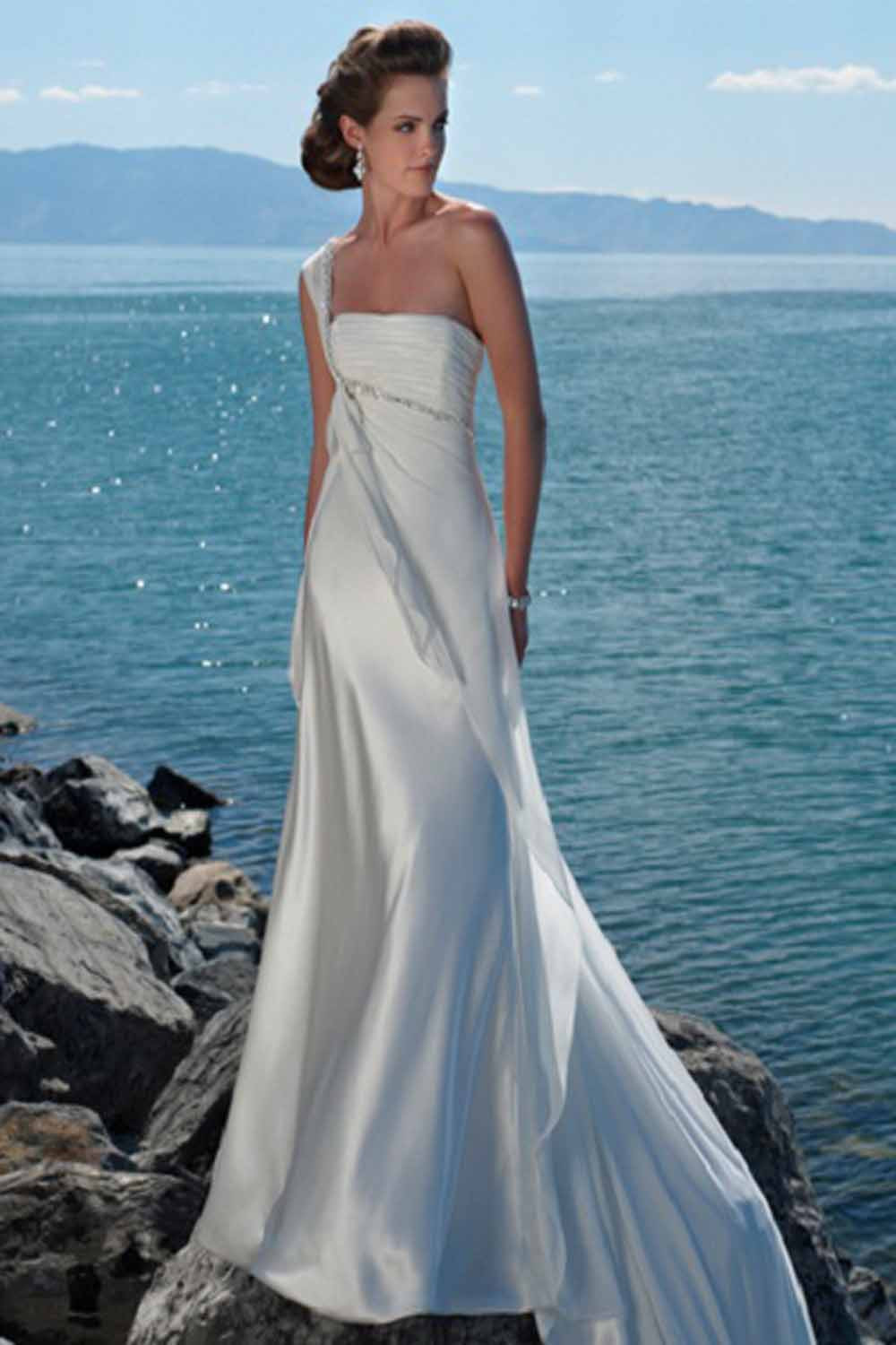Beach Wedding Gowns
 Different Styles of Beach Wedding Dresses