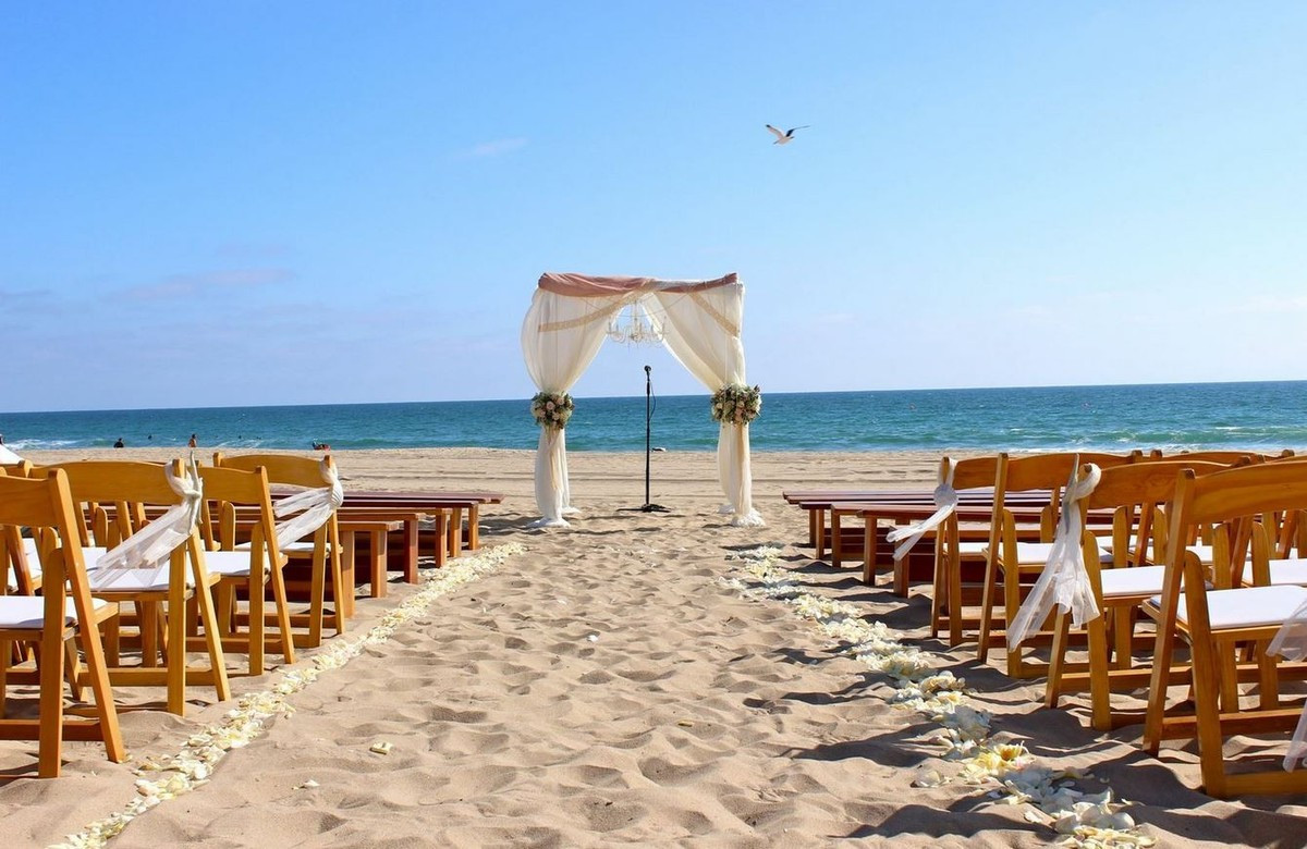 Beach Wedding Venues
 Verandas Beach House Manhattan Beach Reviews & Ratings