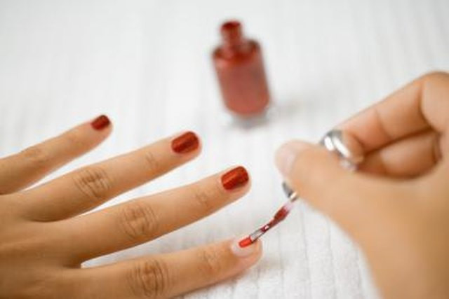 Best Nail Colors For Older Hands
 Nail Polish For Aging Hands