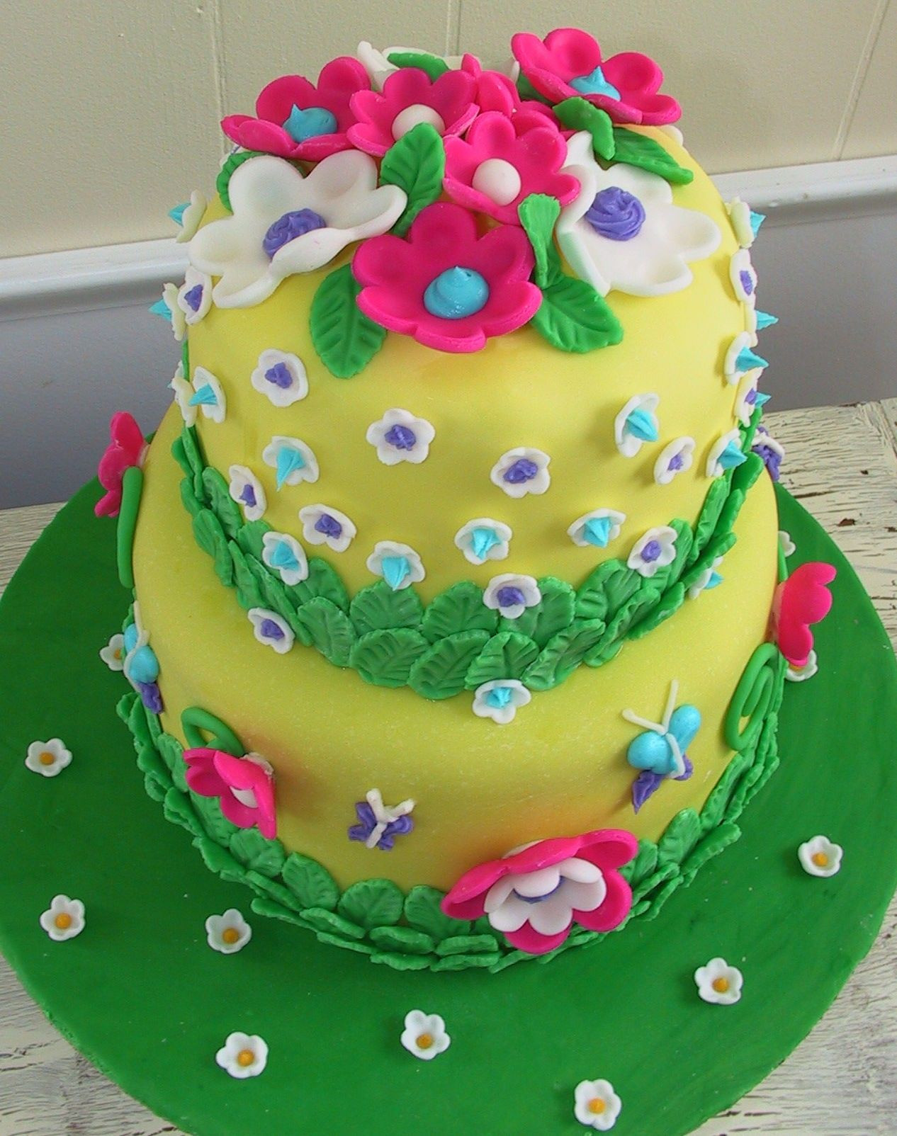Bilo Birthday Cakes
 fondant flower cake 2 grandmas cake