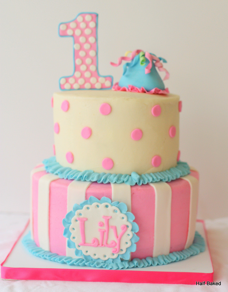 Birthday Cake For Baby Girl
 Fabulous 1st Birthday Cake For Baby Girls