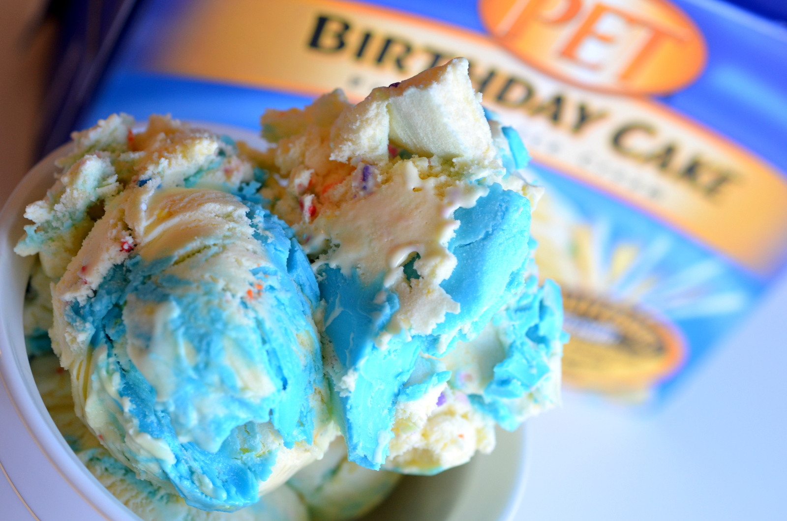 Birthday Cake Ice Cream Flavor
 BIRTHDAY CAKE ICE CREAM Fomanda Gasa