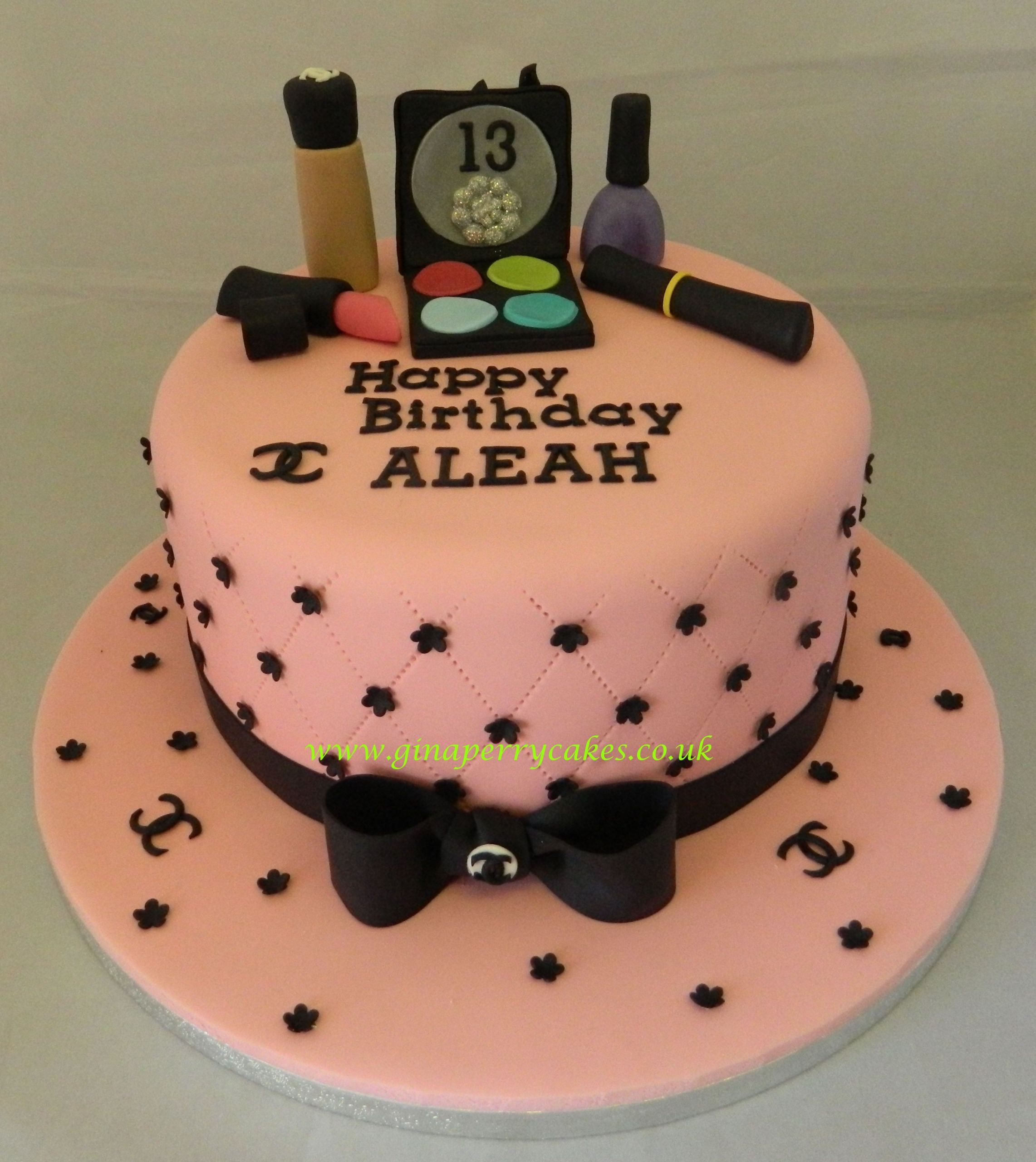 Birthday Cakes For 13 Yr Old Girl
 Make up themed birthday cake for a 13 year old