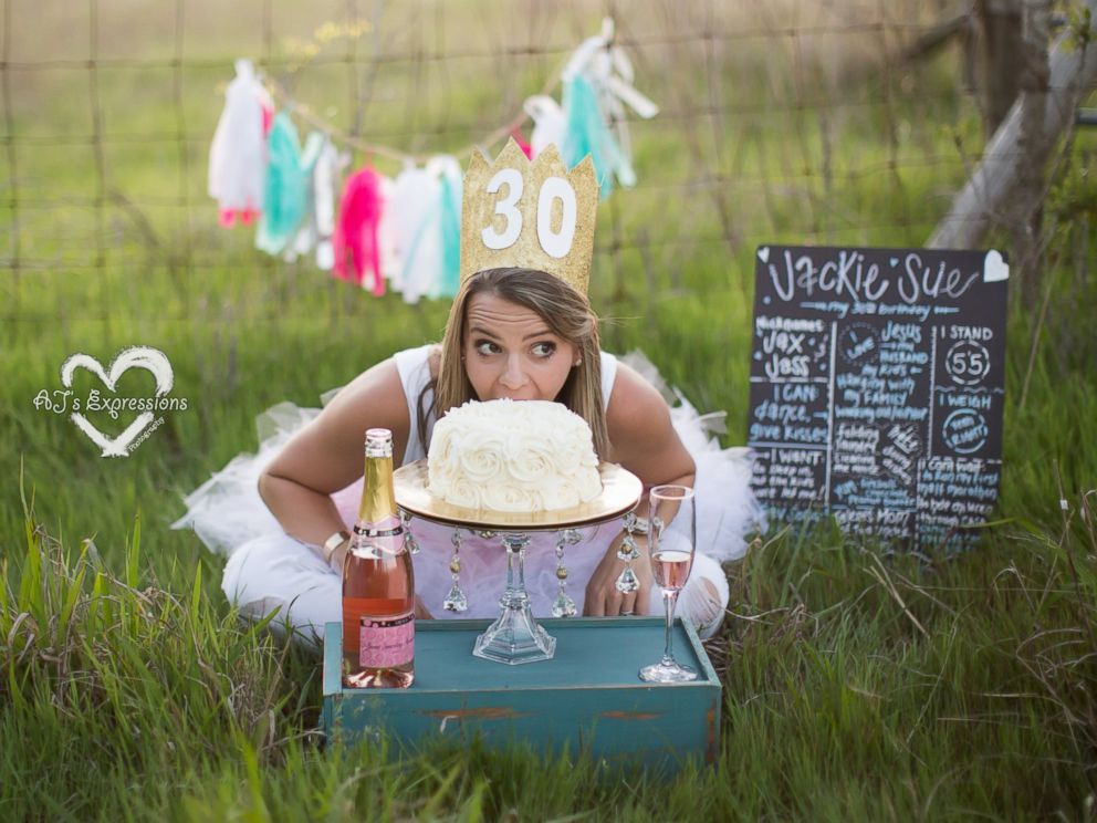 Birthday Photo Shoot Ideas Adults
 grapher s Adorable Adult Cake Smash s Put the