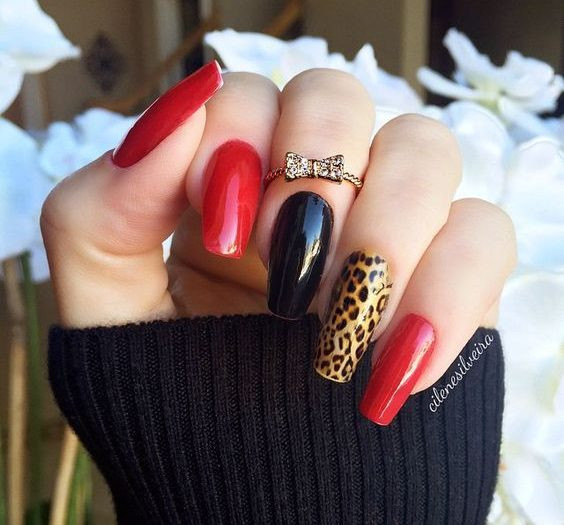 Black And Red Nail Ideas
 55 Classic Red and Black Nail Art Designs