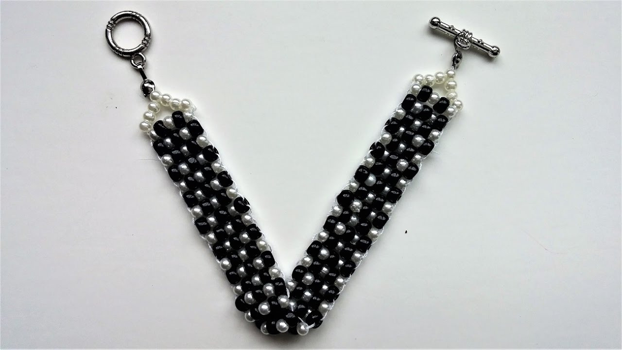 Black And White Bracelet
 10 mins DIY Black and White Bracelet Beaded Jewelry
