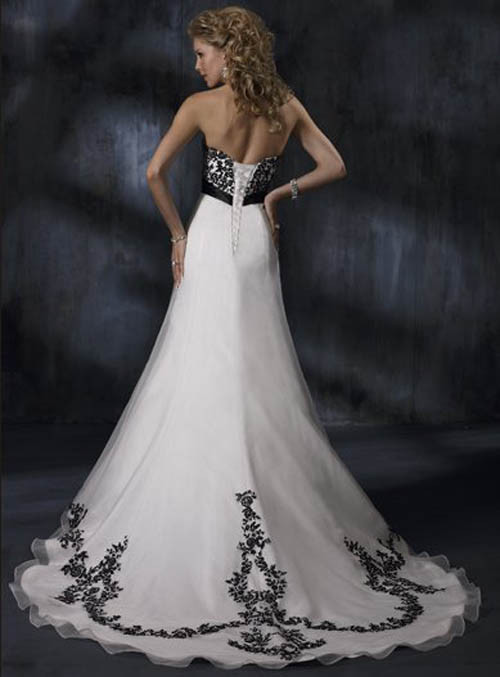 Black And White Wedding Dresses
 Black and White Wedding Dress Decoration Designs Wedding
