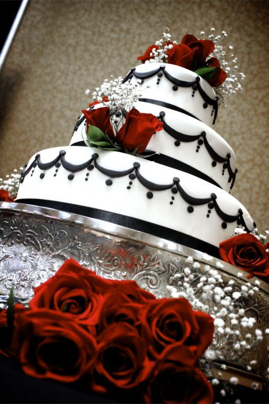 Black White And Red Wedding Cakes
 Black white and red wedding cakes 2015 2016