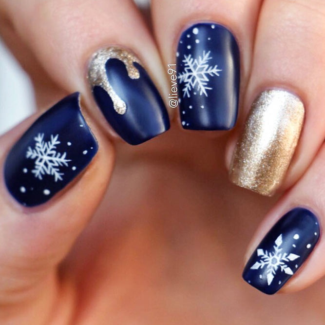 Blue Christmas Nail Designs
 40 Winter Nails Ideas To Cheer Anyone Up
