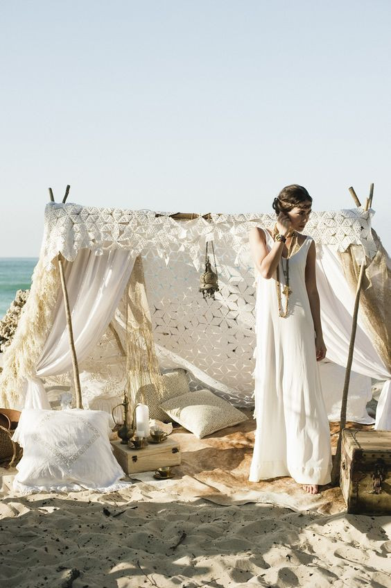 Boho Beach Wedding
 3 Top Summer Wedding Styles And 25 Ideas Weddingomania