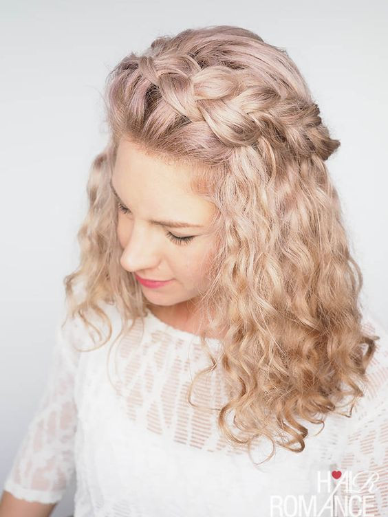 Braids With Curly Hairstyles
 The Best Braided Looks for Curly Hair CurlyHair 2018