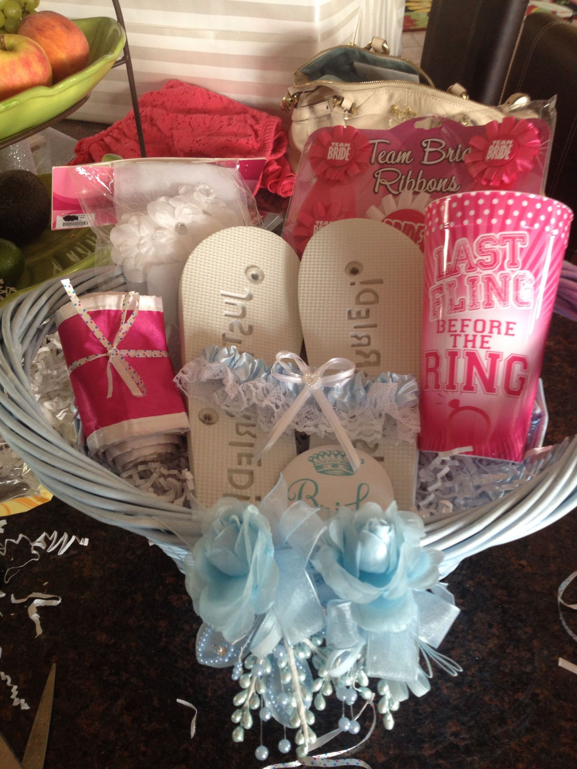 Bridal Gift Basket Ideas
 Cute t for bridal shower Gift basket for bride