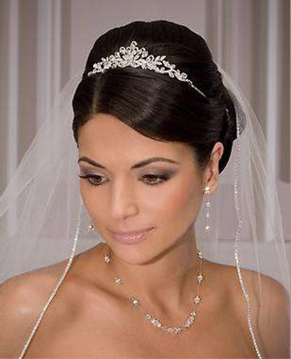 Brides Hairstyles With Tiara
 Dazzling Gorgeous Elegance Wedding Veil Hairstyle with