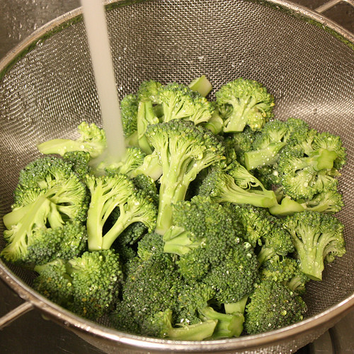 Broccoli In Microwave
 How to Steam Broccoli in the Microwave Joyful Abode