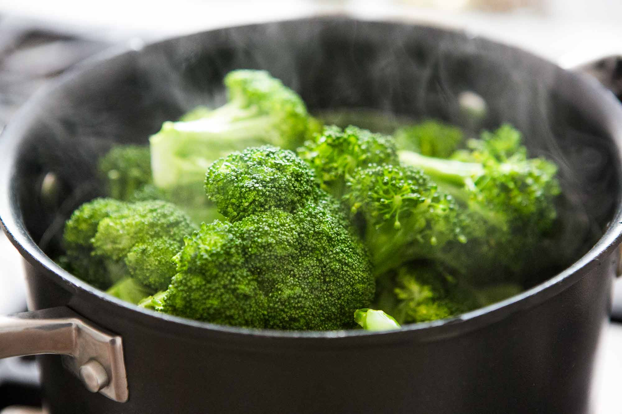 Broccoli In Microwave
 How to Steam Broccoli Perfectly Every Time