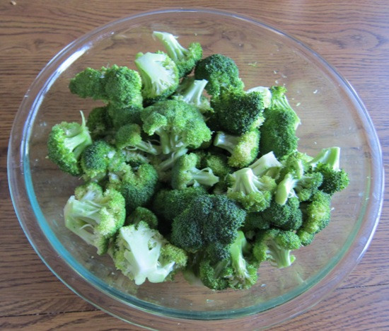 Broccoli In Microwave
 How To Cook Broccoli In A Microwave – Melanie Cooks