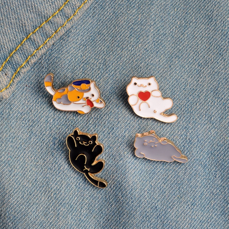 Brooches Cute
 4pcs set Cartoon Cat Kitten Brooch Metal Drip oil Pins