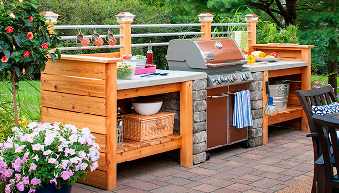 Building An Outdoor Kitchen
 10 Outdoor Kitchen Plans Turn Your Backyard Into