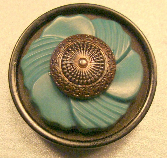Button Brooches
 Bakelite Vintage Button Jewelry Vintage Brooch or Pin
