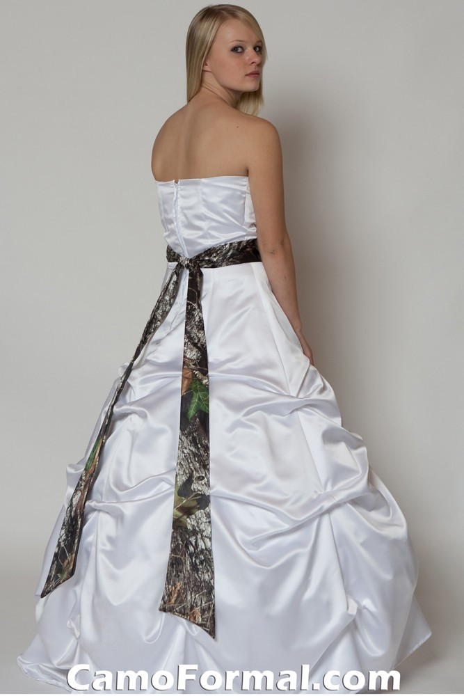 Camo Wedding Dress
 Bridal and Wedding Dress with Camouflage Sash Camouflage
