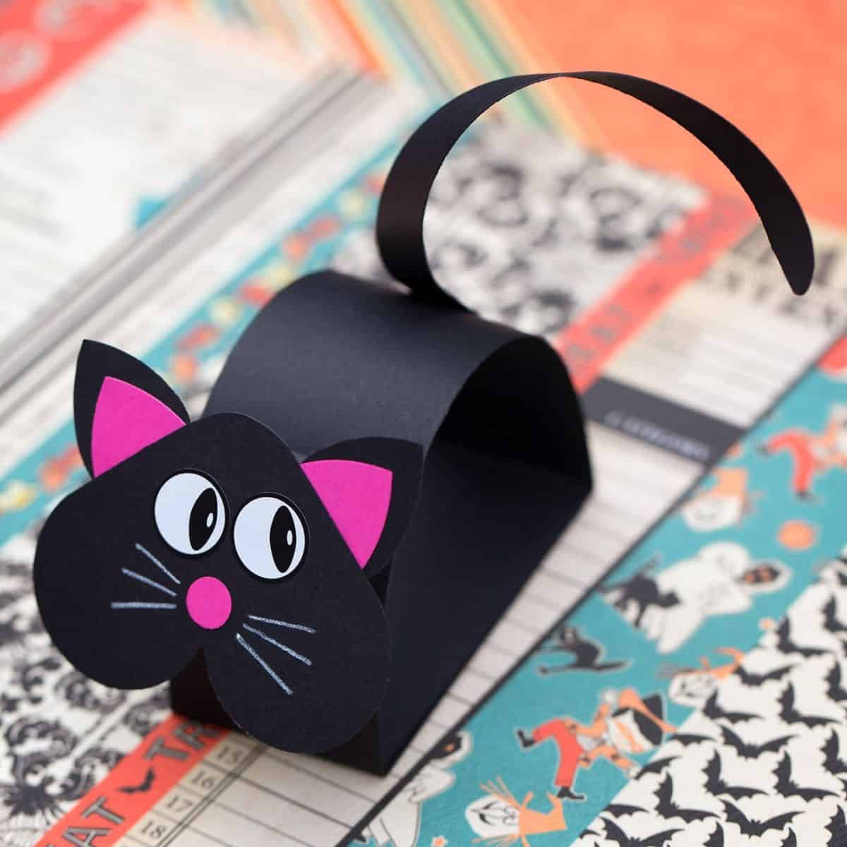 Cat Craft For Kids
 15 SPOOKTACULAR HALLOWEEN ART PROJECTS FOR KIDS