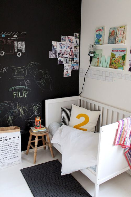 Chalkboard Kids Room
 33 Awesome Chalkboard Décor Ideas For Kids’ Rooms DigsDigs
