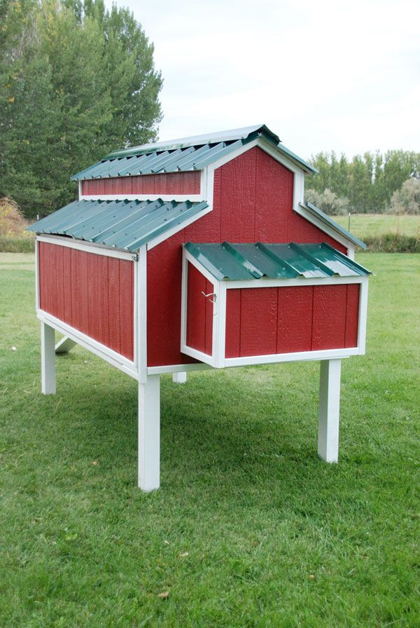 Chicken Coop DIY Plans
 Awesome DIY Chicken Coop Tutorial with Free Downloadable