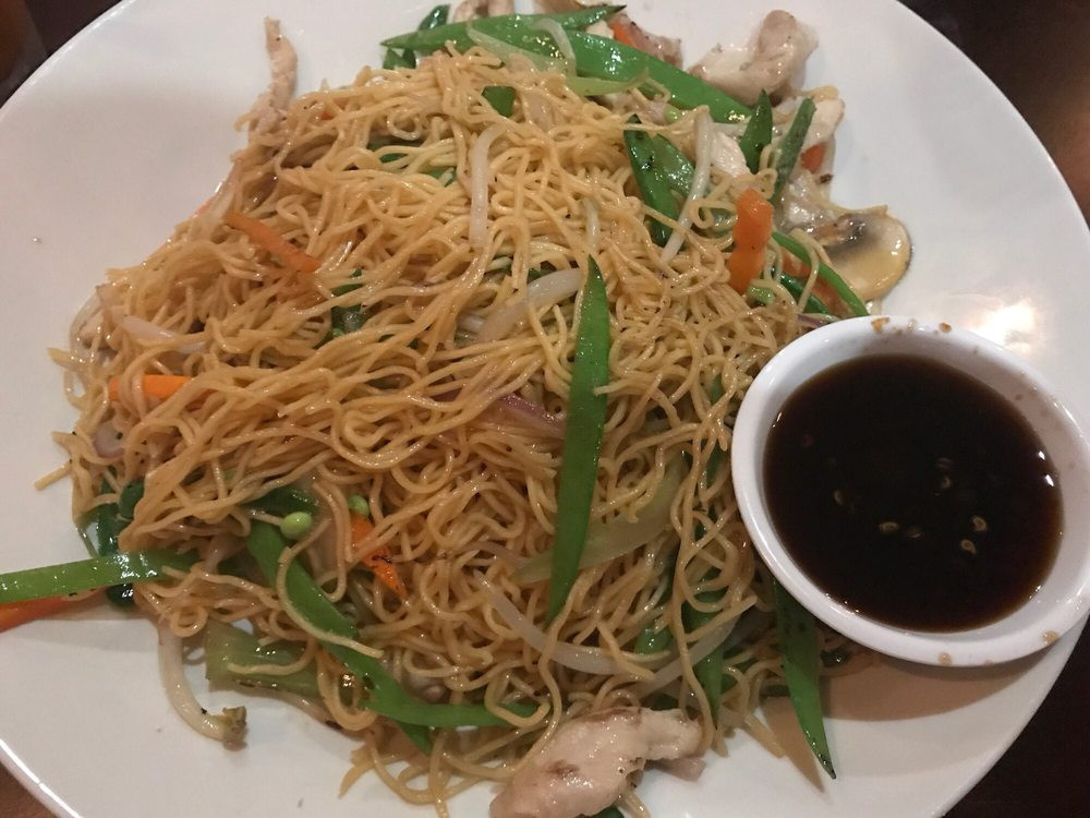 Chicken Pan Fried Noodle
 pan fried noodles w chicken Yelp
