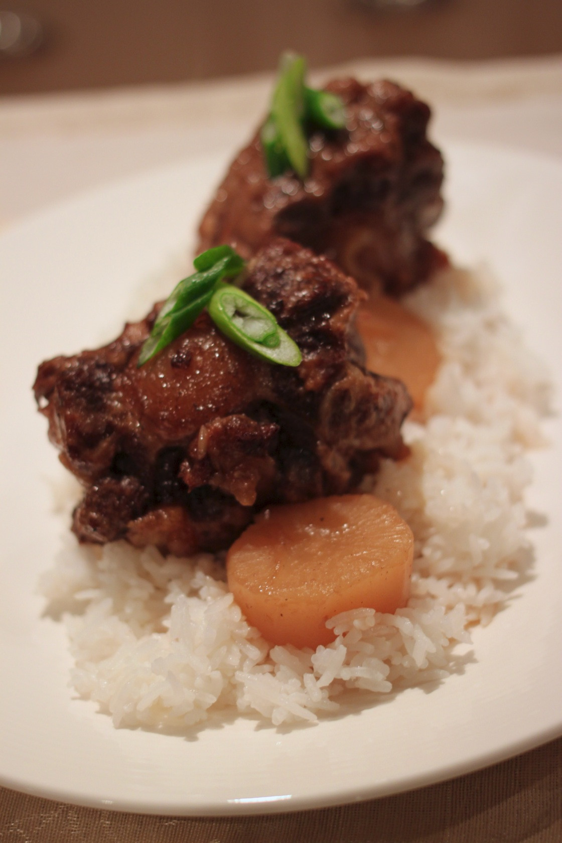 Chinese Oxtail Stew
 Chinese Oxtail Stew