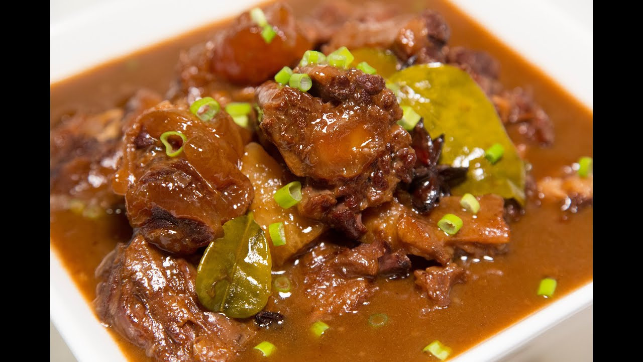 Chinese Oxtail Stew
 Asian Braised Beef Brisket Tendons and Oxtails