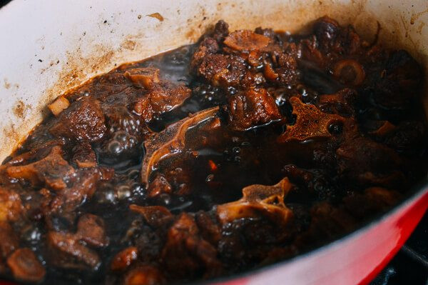 Chinese Oxtail Stew
 Chinese Braised Oxtails Recipe The Woks of Life